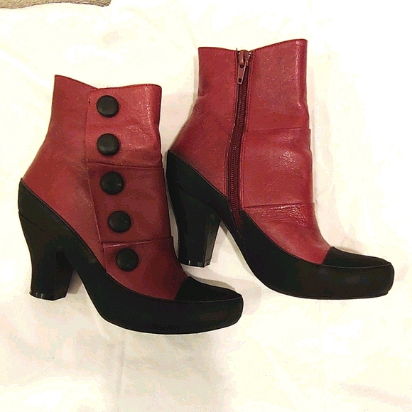 Miz Mooz Shoes - Miz Mooz  Leather 3" heels, Button Boots